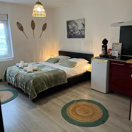 L'Auberge De La Gare, Appartements Tout Confort, Proches Gare Yzeure Exterior foto