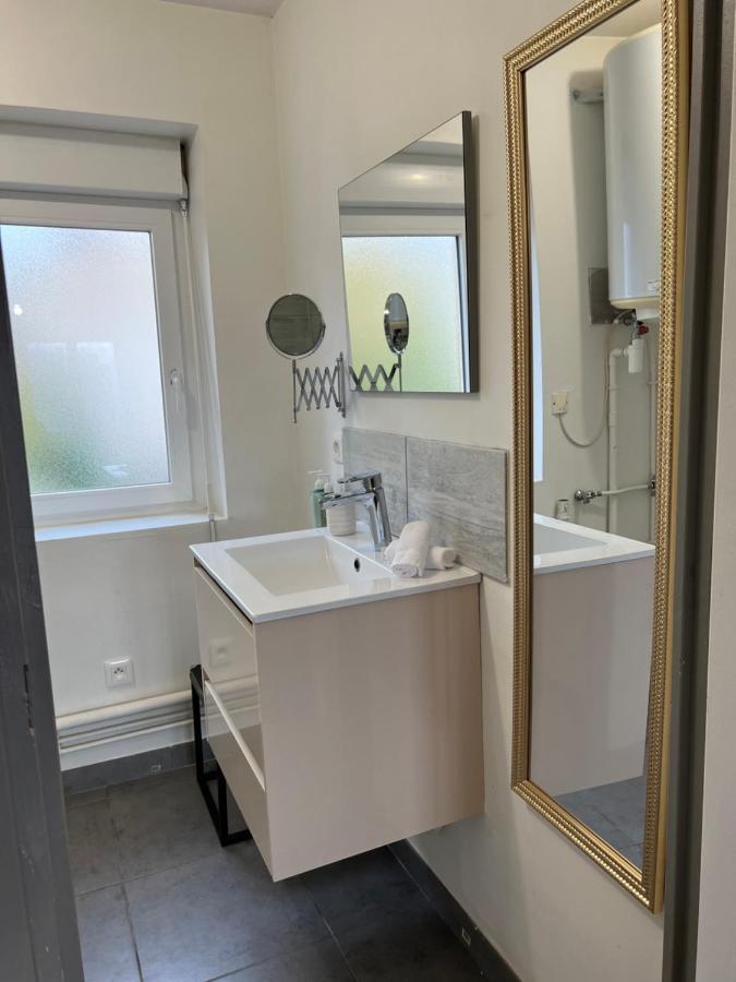 L'Auberge De La Gare, Appartements Tout Confort, Proches Gare Yzeure Exterior foto