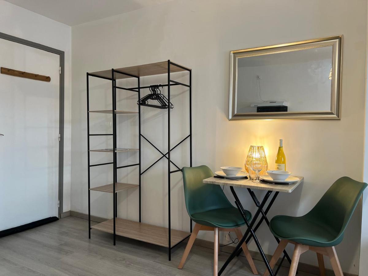 L'Auberge De La Gare, Appartements Tout Confort, Proches Gare Yzeure Exterior foto