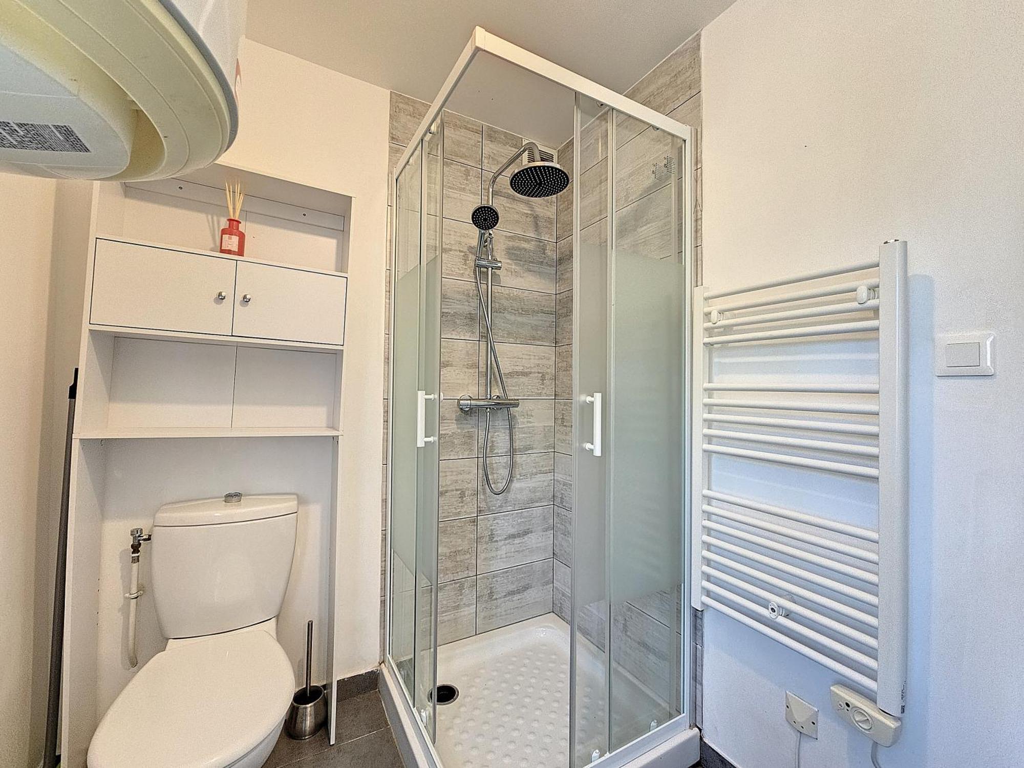 L'Auberge De La Gare, Appartements Tout Confort, Proches Gare Yzeure Exterior foto